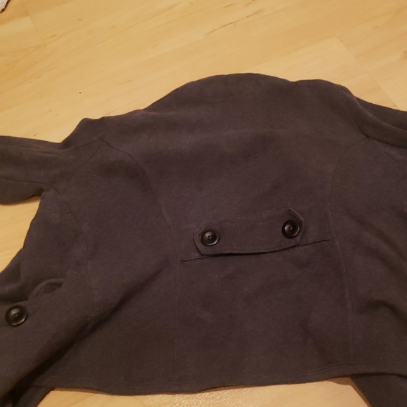 jacket - Picture 7 of 7